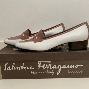 Vintage Ferragamo White Leather Taupe Trim Loafers